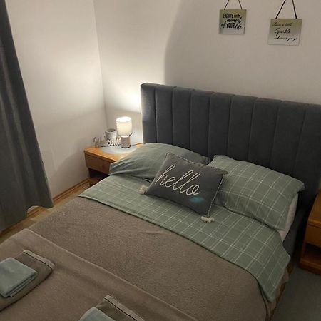 Oguic Apartman 帕格 外观 照片